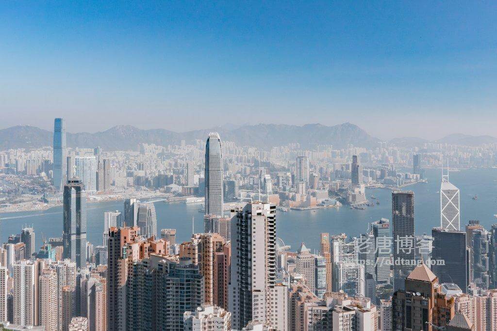 搬瓦工香港 PCCW 机房即将关闭/可免费升级至香港 CN2 GIA-老唐笔记